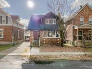 537 Copeland Street, North Bay Central, ON, P1B 3C7...