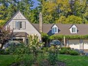 539 Newcroft Place, West Vancouver, BC, V7T 1W9 house... 539 Newcroft Place, West Vancouver, BC, V7T 1W9 house...