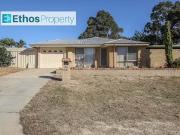53 Markham Way, Swan View, WA 6056