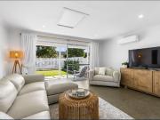 53 Waikiki Avenue, Palm Beach, Qld 4221 53 Waikiki Avenue, Palm Beach, Qld 4221