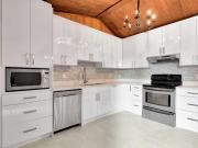 5404 10 Avenue SE 319 Calgary, AB T2A 4L7