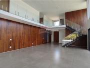540 Área Útil Casa de Condomínio Alugar, 4 Dormitórios...