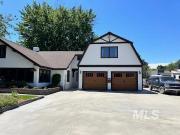5415 N Mitchell St