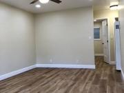 545 Northlake Dr, Unit 1 545 Northlake Dr, Unit 1