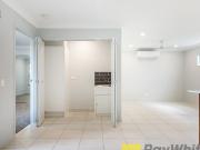 $545 per week / $2,180 Bond