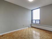 545 The West Mall 1 Bedroom Apartment for Rent at 545...