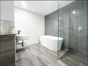 Three bedroom apartment for lease!