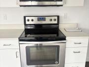 54 Woodstock Apartments~ Great Location ~Vibrant...