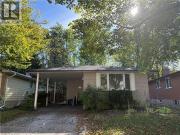 551 Fallingbrook Drive, Waterloo, ON, N2L 4N2 house for...