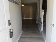 5553 Lynbrook LNDG