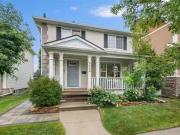 5560 Forand Street Sw, Calgary, AB, T3E 7S6 house for sale.