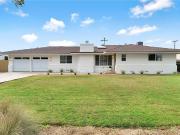 5565 N Winchester Avenue