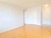 55 Cosburn Avenue 1 Bedroom Apartment for Rent at 55...