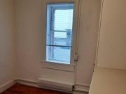 55 Powell Street 23 Vancouver BC V6A 1E9 Studio... 55 Powell Street 23 Vancouver BC V6A 1E9 Studio...