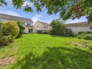 55 Rinawade Vale, Leixlip, Kildare RE/MAX Partners 4937...