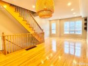 55 Weston Rd, Toronto, Ontario M6N 5H3