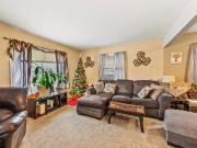 5607 W Wisconsin Ave, Unit 5609