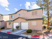 5621 Lago Ct, Las Vegas, NV 89118