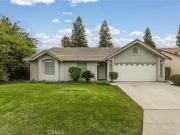5625 W SWIFT AVE, FRESNO, CA 93722
