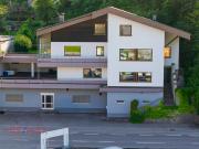 562 m² Nutzfläche! Viel Platz zum Wohnen und Arbeiten:...