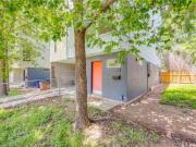 56602470 708 E 45th St