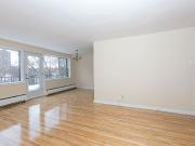 5675 5725 Côte St Luc Road Hampstead House 5675 5725...