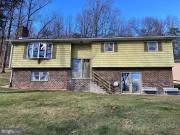 5680 Crone Rd, Dover, PA 17315