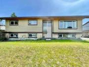 5693 DOLPHIN STREET, Sechelt, BC V0N 3A0 House For Sale...