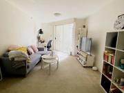 1 bed 1 bath Unfurnished