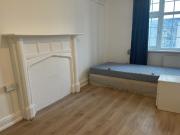 5/6 Bedroom Flat Coydon £3,500 pcm