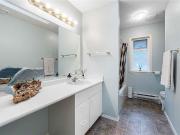 5709 Malibu Terr, Nanaimo, BC V9T 5W7 House For Sale |...