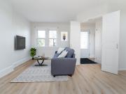 572 chapel streetottawa on k1n 7z8