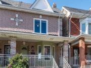 574 Perth Avenue Entire Pro Toronto ON M6N 2W7 3 Bedroom...