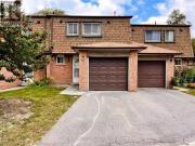 57 121 L'Amoreaux Drive, Toronto, ON, M1W 2J9...