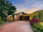 57 Cratloe Road, Mount Waverley VIC 3149 House For Lease