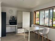 $580/week, Newly renovated 1 bedroom unit in Robertson 4109