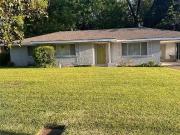 58905901 1056 Roslyn Dr