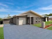 58A Figtree Boulevard, WADALBA House for rent Listed by...