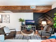 5911 Vegas Dr, Las Vegas, NV 89108