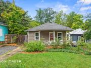 59155185 26 Murdock Ave