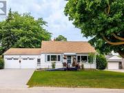 593 Watson Avenue, Newmarket, ON, L3Y 2V2 house for sale...