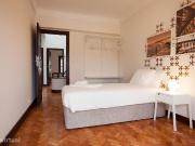 59413 Quarto com cama de casal em casa com 9.