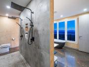 594 CRAIGMOHR DRIVE, West Vancouver, BC V7S 1X2 House...