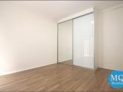 3 bedroom unit with cozy courtyard 2 minutes walk from...