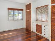 59 Gordon Parade, Mount Gravatt East, QLD 4122 House for...