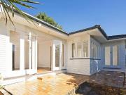 59 Oxley Drive, Holland Park