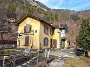 5 1/2 Zimmer Haus an Alleinlage mit schönem Garten /...