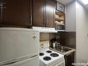 5 50 Nelson St W, Brampton, Ontario L6X 1C3 CHARMING...