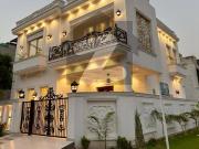 5.5 Corner Classic Villa With Double Hight Lobby In Very...