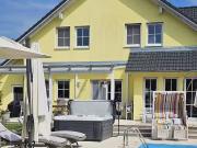 5,5 Zimmer 160 m² 935.000 € Kaufpreis Häuser in Türkheim